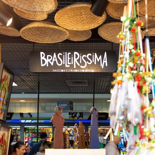 01-CAPA-Brasileirissima-(Gustavo-Awad-Fotografia)