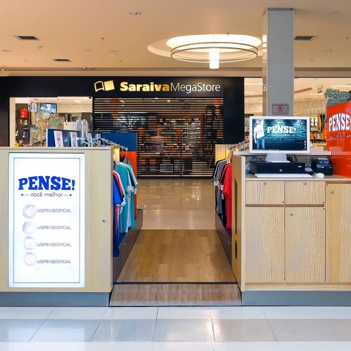 08-Pense---Fac-Store-(Gustavo-Awad)-Fotografia)-9