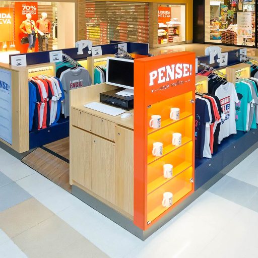 09-Pense---Fac-Store-(Gustavo-Awad)-Fotografia)-17